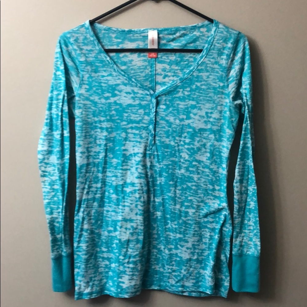 Long sleeve shirt